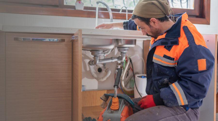 Local annual plumbing maintenance in Fort White, FL